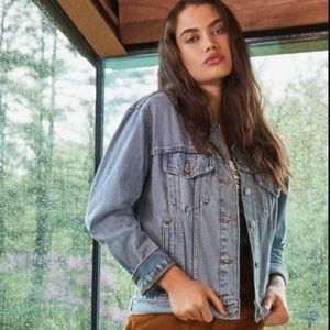 Levi’s Oversized Denim Trucker Jacket